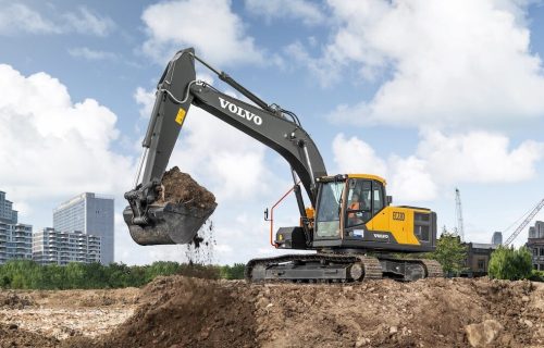 Hero image of the EC220 CN4 Crawler Excavator